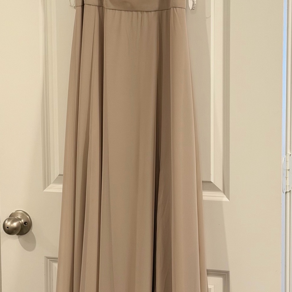 Elegant Cream Wedding Dress